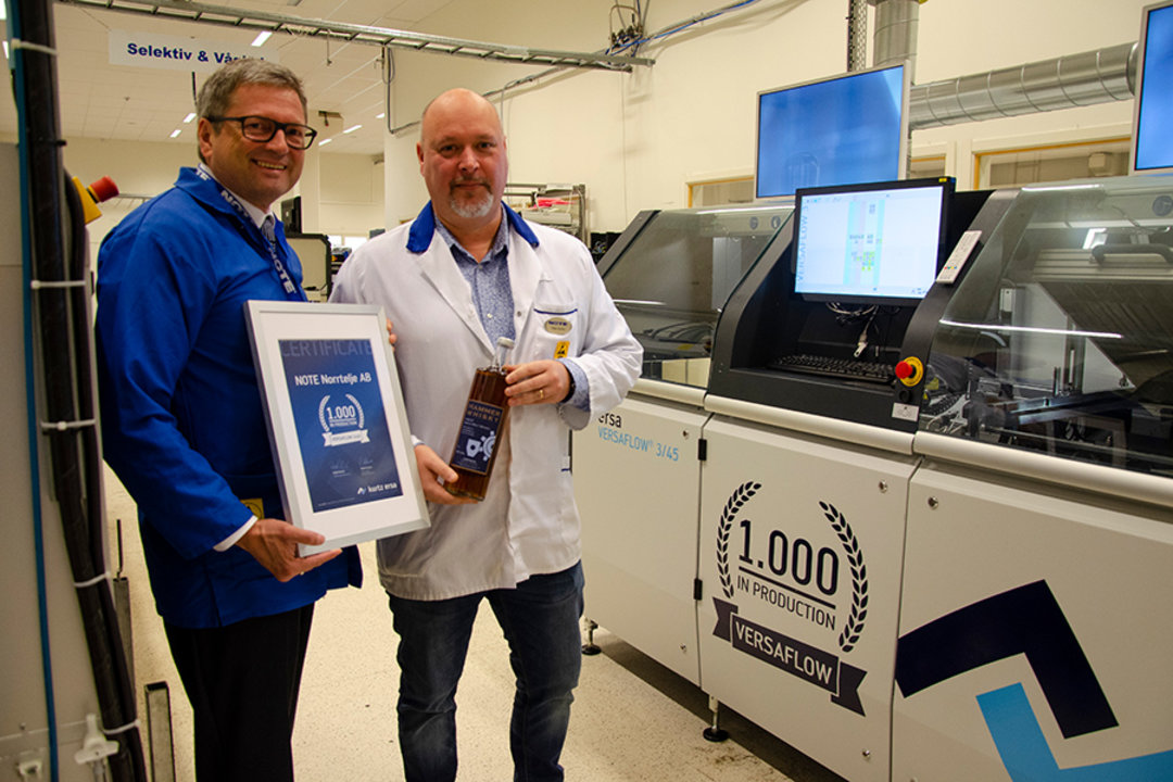 Offizielle Übergabe der 1.000sten VERSAFLOW 3/45 an NOTE im schwedischen Norrtälje