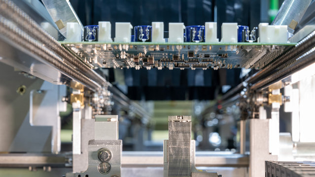 Die VERSAFLOW ONE X bietet schnelle und einfache Lötprogrammerstellung sowie stabile Prozesse für perfekte Lötergebnisse