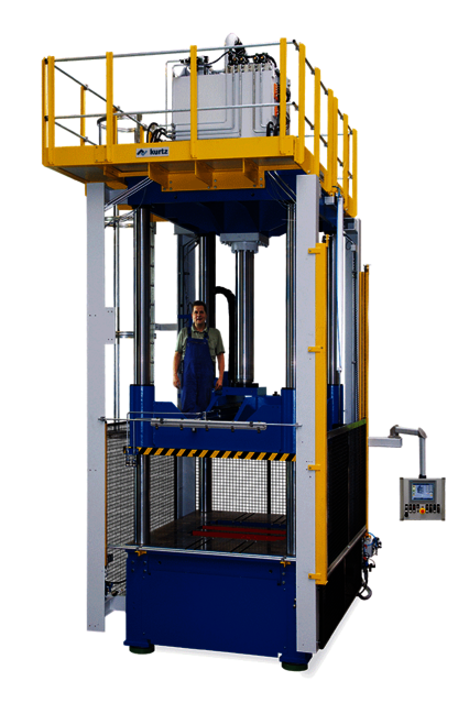 Kurtz Säulen-Entgratpresse KPS3000 für hohe und großvolumige Bauteile