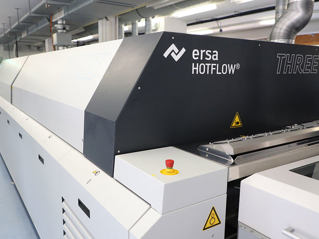 Die HOTFLOW THREE in der Elektronikfertigung der Technischen Alternative