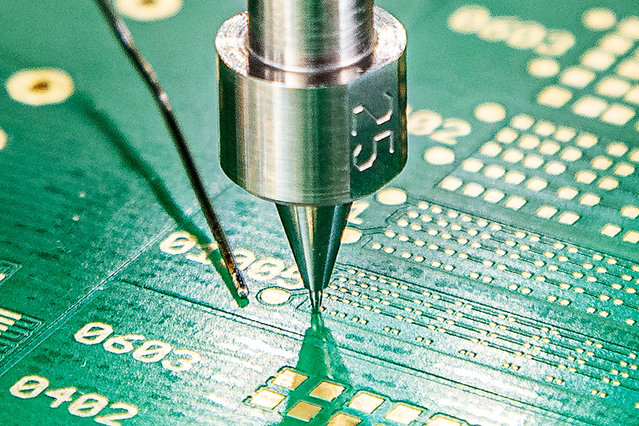 Platzierung eines 01005-Chips mit dem Ersa Hybrid Rework System HR 600/3P