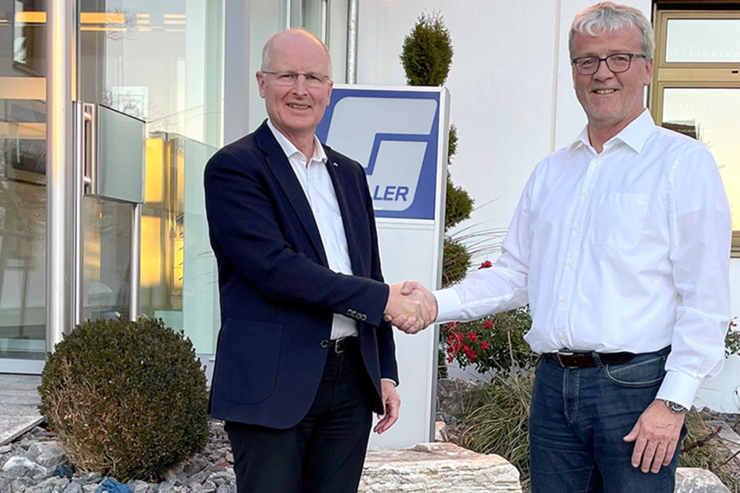 Auf gute Zusammenarbeit: Stefan Schiller, Geschäftsführer Schiller Automation (re.), und Dr. Michael Wenzel, Geschäftsführer Kurtz Ersa Automation Auf gute Zusammenarbeit: Stefan Schiller, Geschäftsführer Schiller Automation (re.), und Dr. Michael Wenzel, Geschäftsführer Kurtz Ersa Automation
