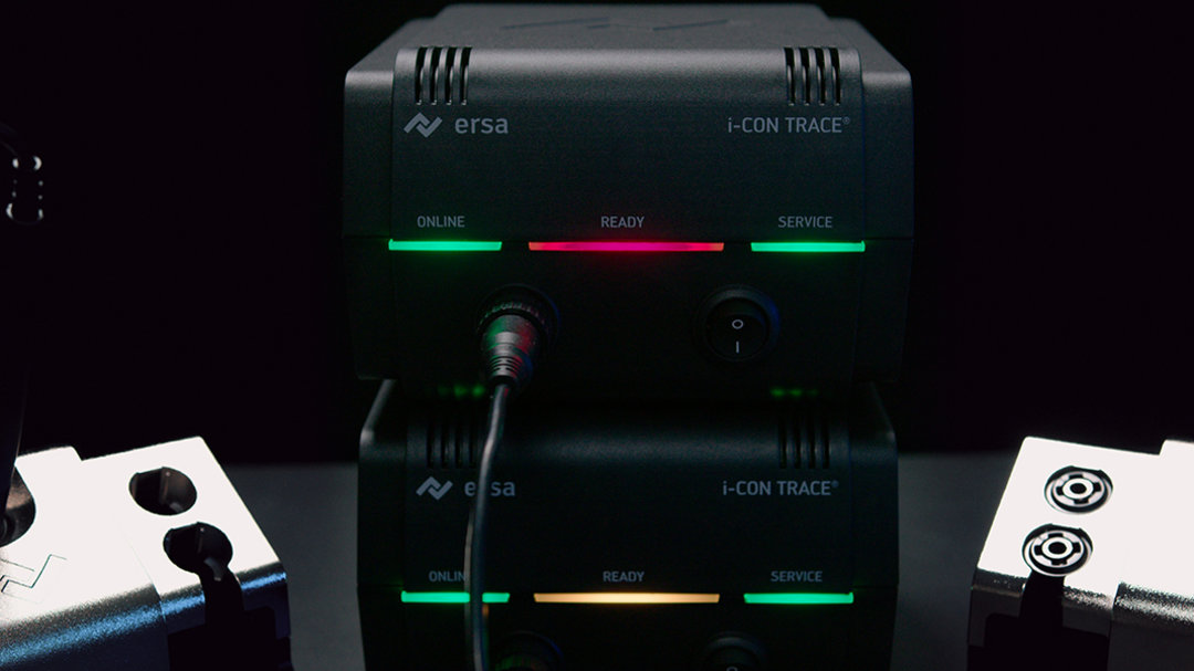 Das grüne LED-Interface gibt grünes Licht ... Das grüne LED-Interface gibt grünes Licht ...