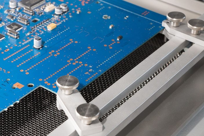 High Q Electronic Service setzt auf Ersa HR 550 High Q Electronic Service setzt auf Ersa HR 550