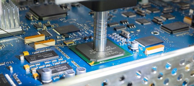 Ausgangspunkt für den Reworkprozess ist immer eine defekte oder fehlerhaft bestückte Baugruppe
