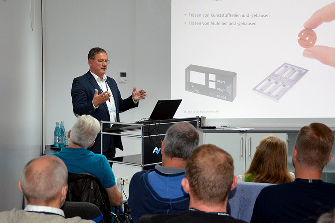 Bruno Blum, Key Account Manager Rapid PCB Prototyping bei LPKF, referiert über die Möglichkeiten des Inhouse-PCB-Prototypings Bruno Blum, Key Account Manager Rapid PCB Prototyping bei LPKF, referiert über die Möglichkeiten des Inhouse-PCB-Prototypings