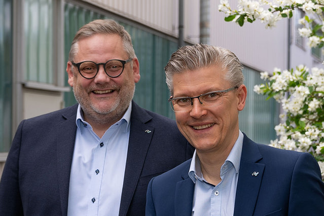 Thomas Mühleck, CFO und CEO a.i. Kurtz Ersa-Konzern, und Jochen Meinhof, Geschäftsführer Sales & Marketing SCHILLER AUTOMATION GmbH & Co. KG Thomas Mühleck, CFO und CEO a.i. Kurtz Ersa-Konzern, und Jochen Meinhof, Geschäftsführer Sales & Marketing SCHILLER AUTOMATION GmbH & Co. KG