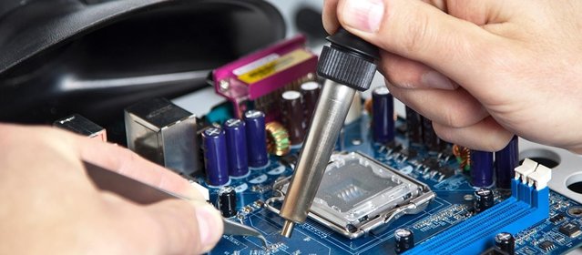 Fein dosierbarer Volumenstrom beim Heißluft-Löt-/Entlötkolben i-TOOL AIR der Ersa i-CON VARIO Löt- und Entlötstation Fein dosierbarer Volumenstrom beim Heißluft-Löt-/Entlötkolben i-TOOL AIR der Ersa i-CON VARIO Löt- und Entlötstation