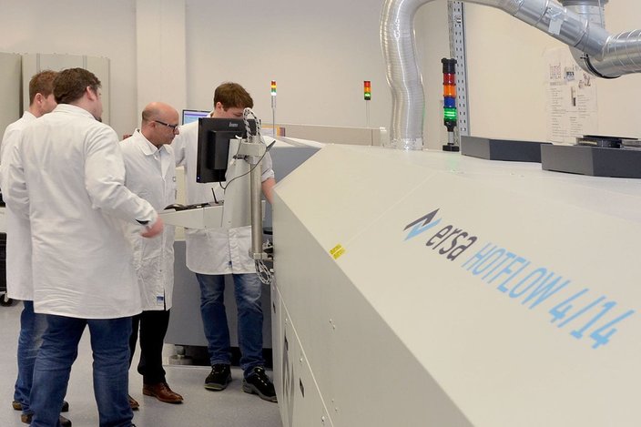 Helmut Hund GmbH setzt in der Elektronikfertigung auf Ersa