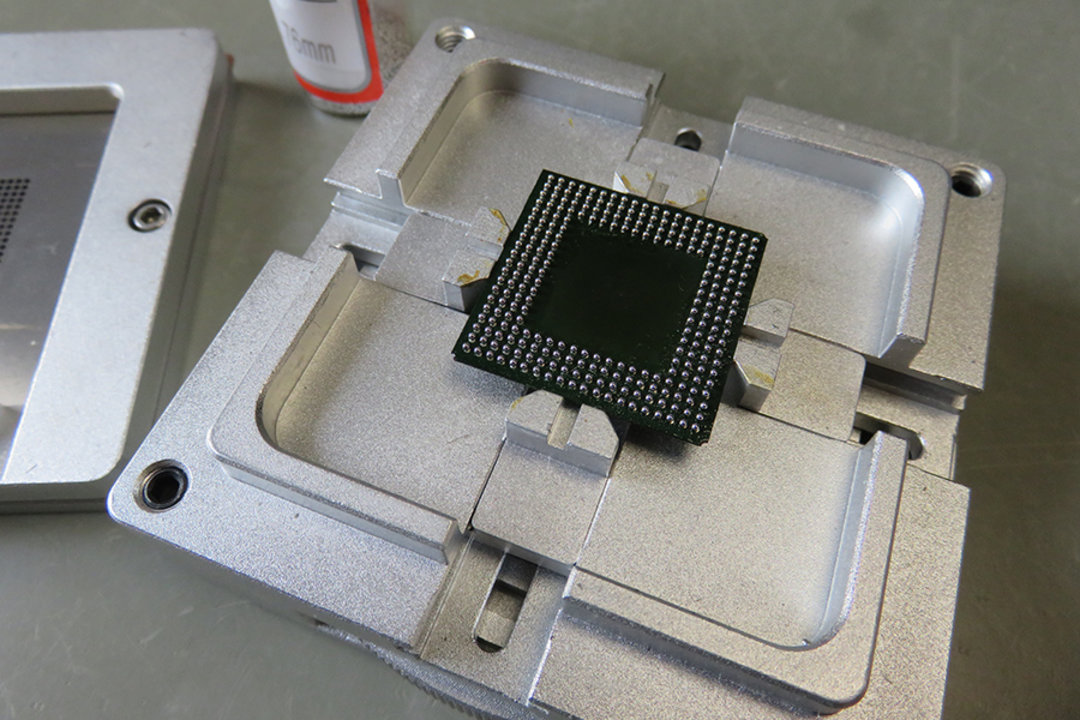 Reballing des BGA Reballing des BGA