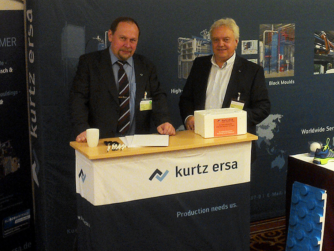 Kurtz Schaumstoffmaschinen auf dem VDI-Forum „Particle Foam“ in Heidelberg Kurtz Schaumstoffmaschinen auf dem VDI-Forum „Particle Foam“ in Heidelberg