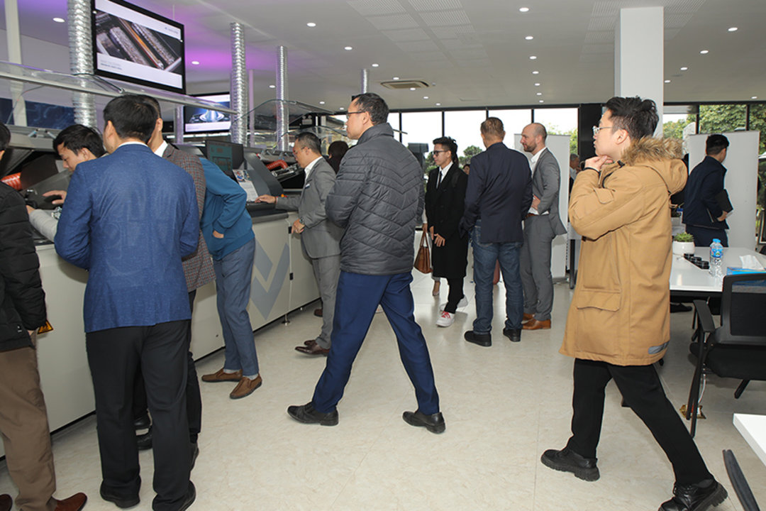 Kurtz Ersa Vietnam: To see is to believe - "hands on" im neuen Showroom Kurtz Ersa Vietnam: To see is to believe - "hands on" im neuen Showroom