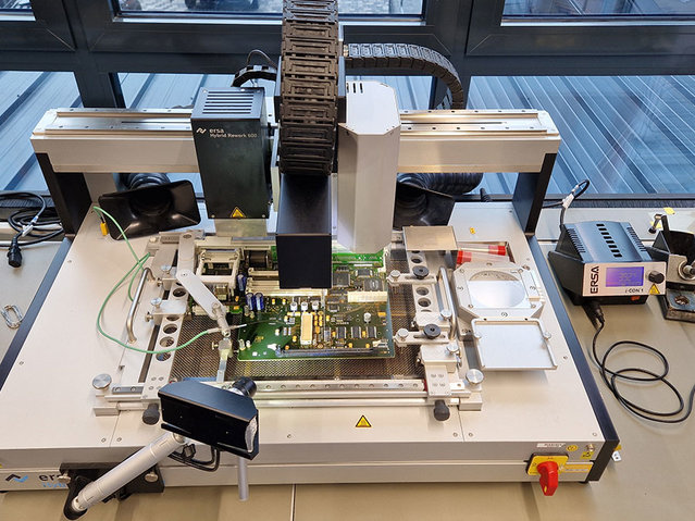 Ersa Reworksystem HR 600/2 mit Ersa Lötstation i-CON 1.