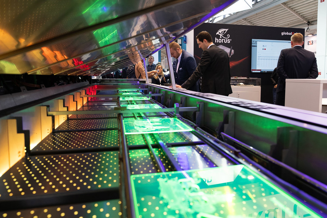 Große Aufmerksamkeit für die Ersa Lötsysteme - ob im Technologiefeld Reflow, Selektiv oder Welle Große Aufmerksamkeit für die Ersa Lötsysteme - ob im Technologiefeld Reflow, Selektiv oder Welle