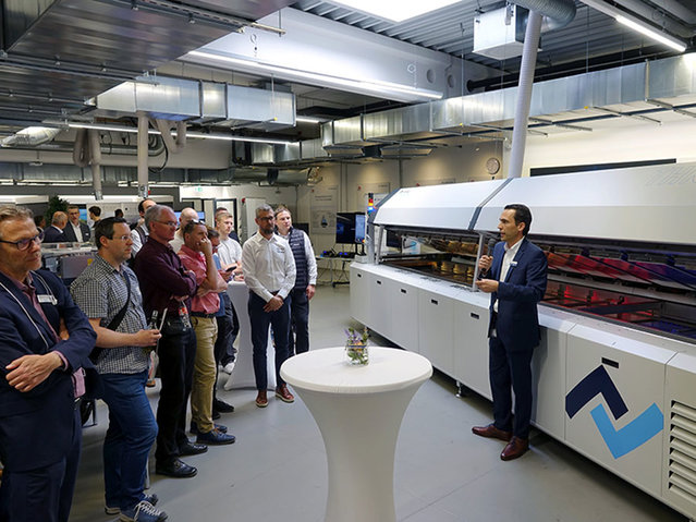 Hands-on-Session an der Ersa Reflowlötmaschine HOTFLOW THREE, vorgetragen von Ersa Produktmanager Michael Haas