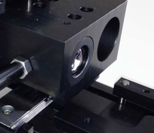 Ersa HR 550: umschaltbare Optik für variable Vergrößerung