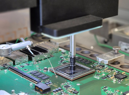 Broadcast-Experte Lawo setzt bei Big Boards auf HR 600 XL