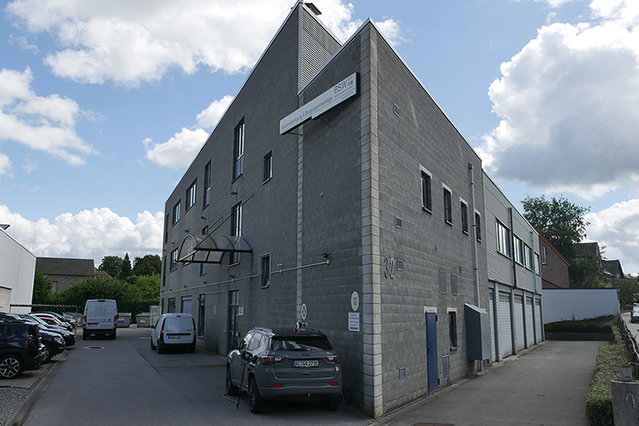 ESW-Standort in Stolberg-Breinig, nur wenige km entfernt von Aachen ESW-Standort in Stolberg-Breinig, nur wenige km entfernt von Aachen