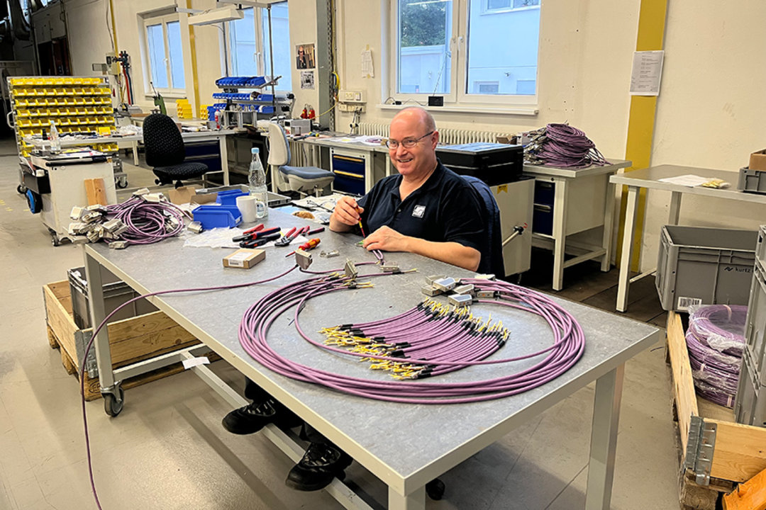 Sonnenbühl: Kabelkonfektion bei SCHILLER Automation GmbH