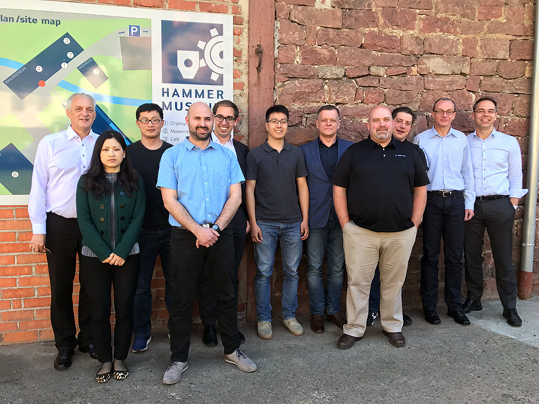 Gruppenbild beim internationalen Kurtz Servicemeeting mit Serviceverantwortlichen aus China, USA und Russland